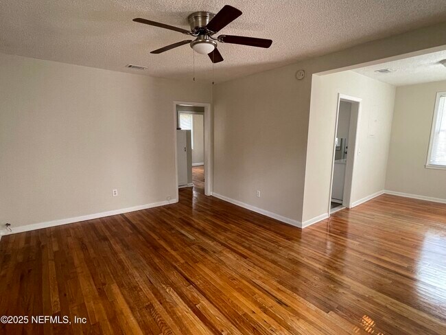 Building Photo - 3159 Gilmore St