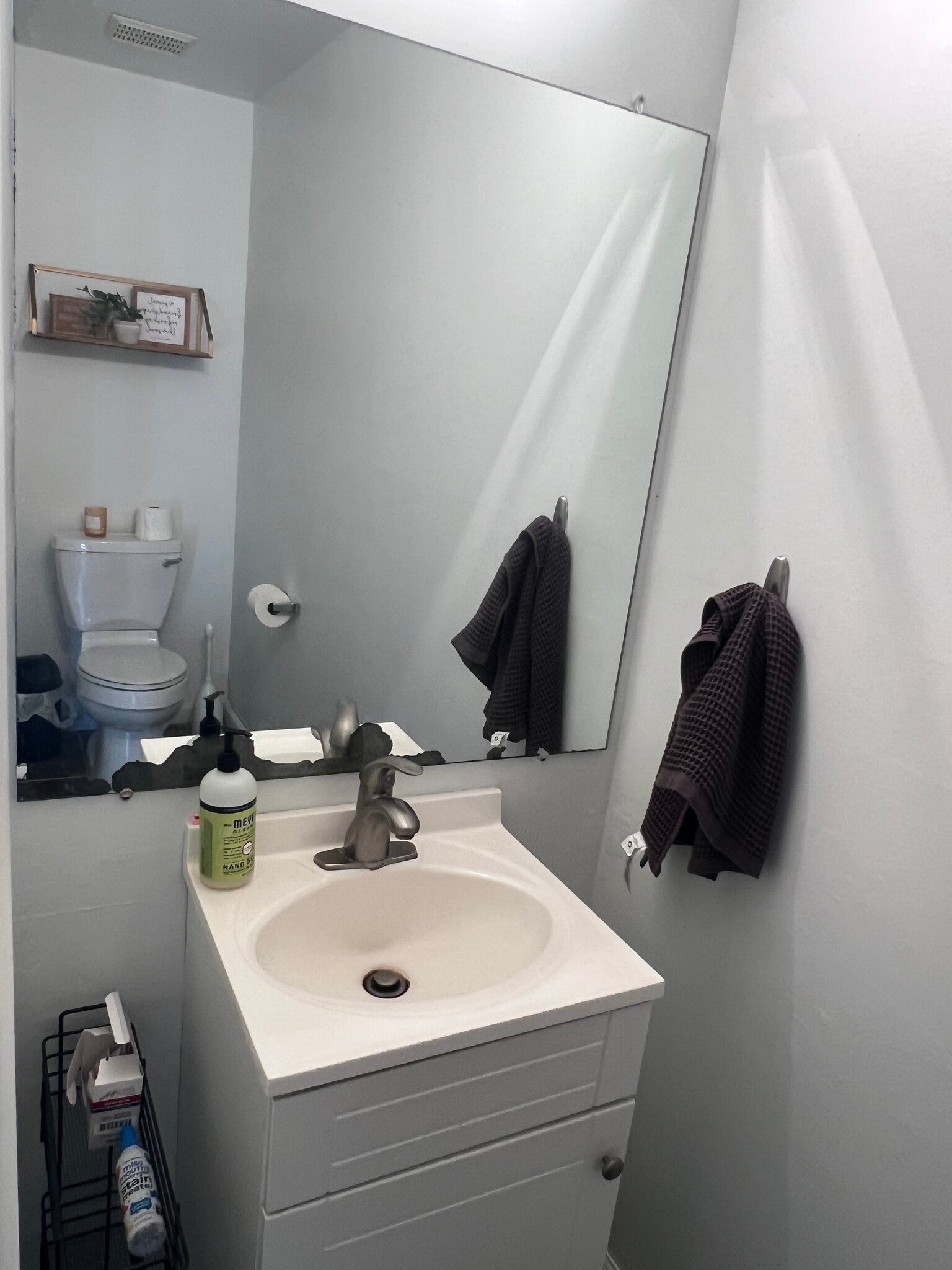 Building Photo - 919 Putnam Blvd