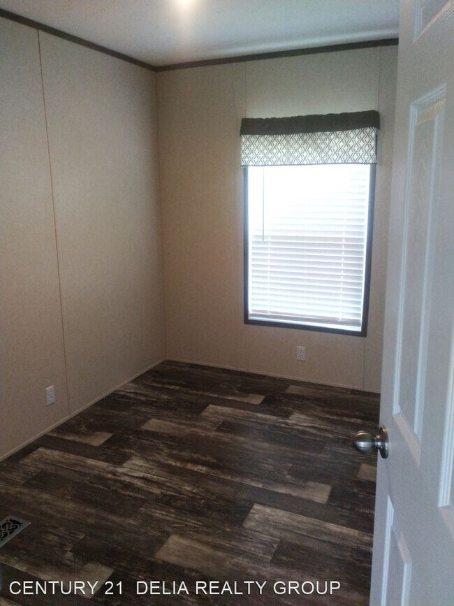 Building Photo - 3 br, 2 bath House - 1177 Rose Lee Lane
