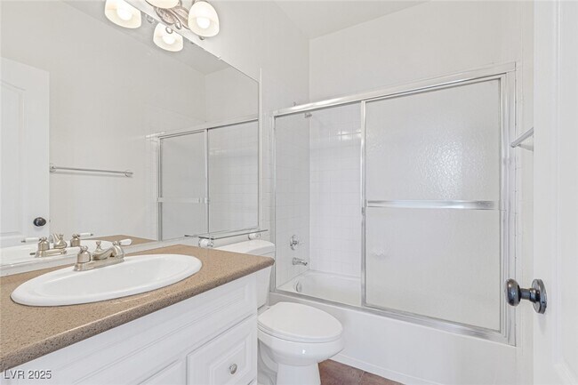 Building Photo - 9901 Trailwood Dr