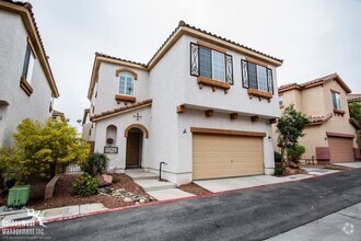 Building Photo - Beautiful 3Bdm 2.5Ba Home in Gated Community.