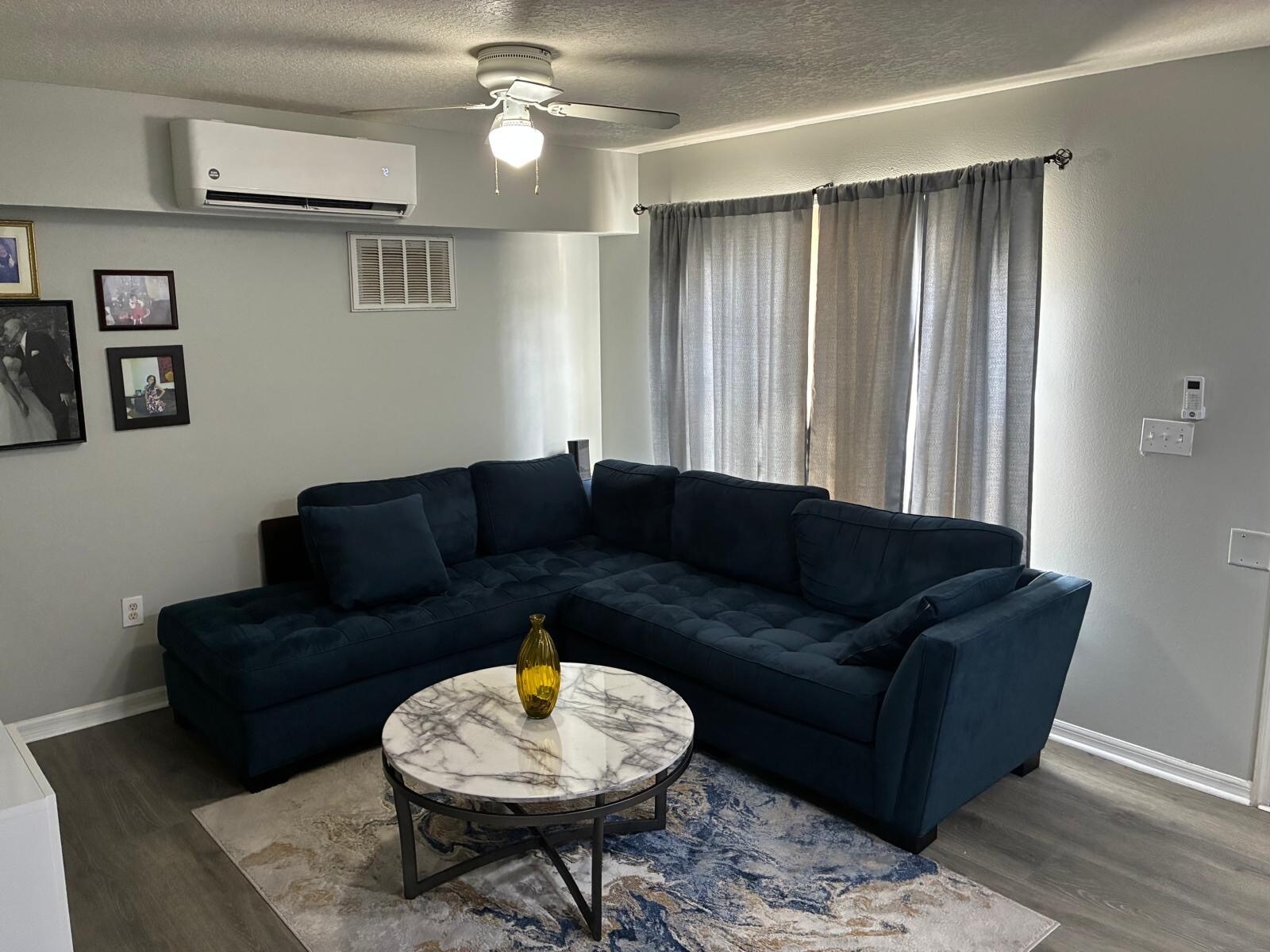 Building Photo - 2816 Fan Palm Dr