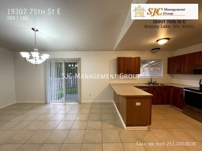 Building Photo - 19307 75th St E