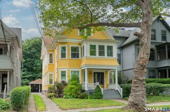 Building Photo - 134 Mansfield St