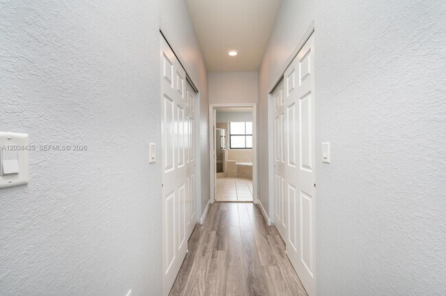 Building Photo - 25006 SW 118th Ave