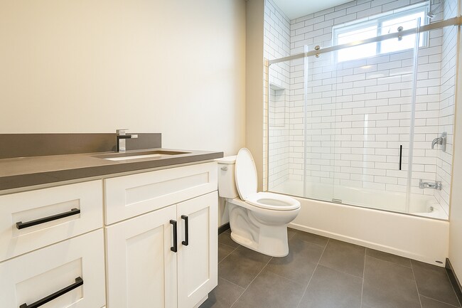 Building Photo - 1435-1437 19th Avenue