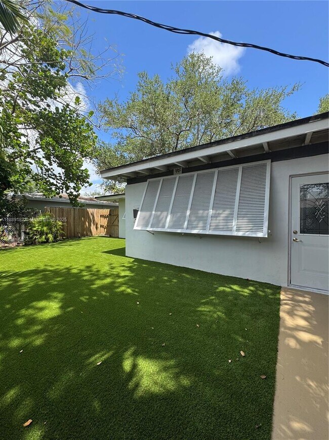 Building Photo - 11780 SW 81st Rd