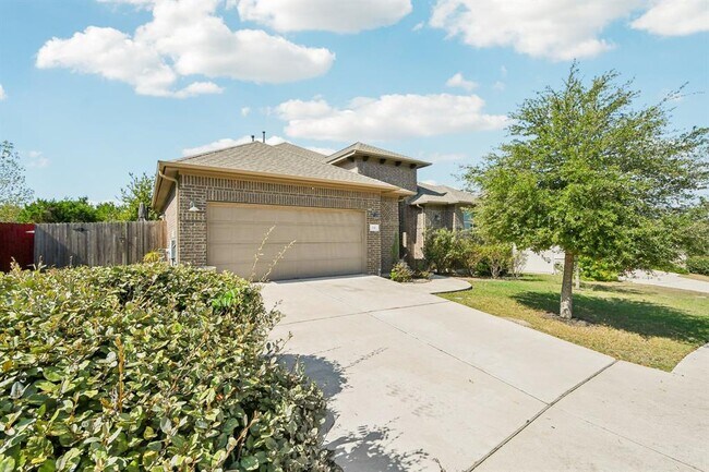 Building Photo - 124 S Sage Hollow