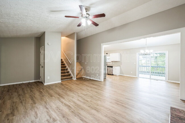 Building Photo - 9173 Raven Dr