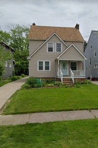 Building Photo - Beautiful Cleveland Heights Colonial