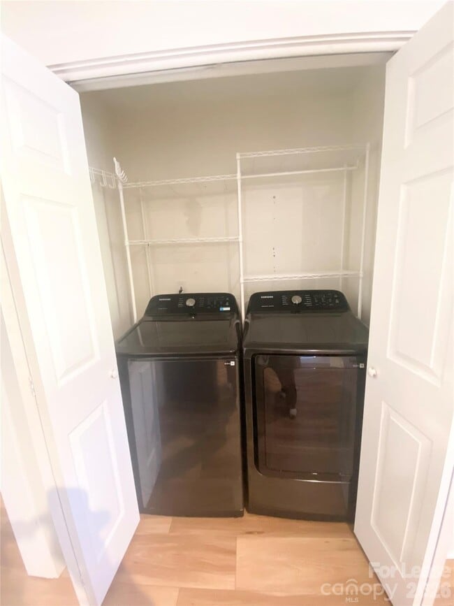 Building Photo - 1817 Rush Wind Dr