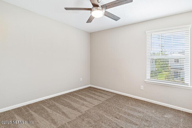 Building Photo - 230 Starnberg Ct