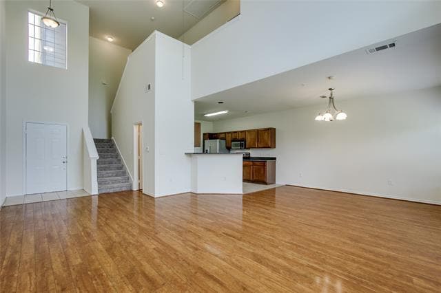 Building Photo - 1041 Colonial Dr