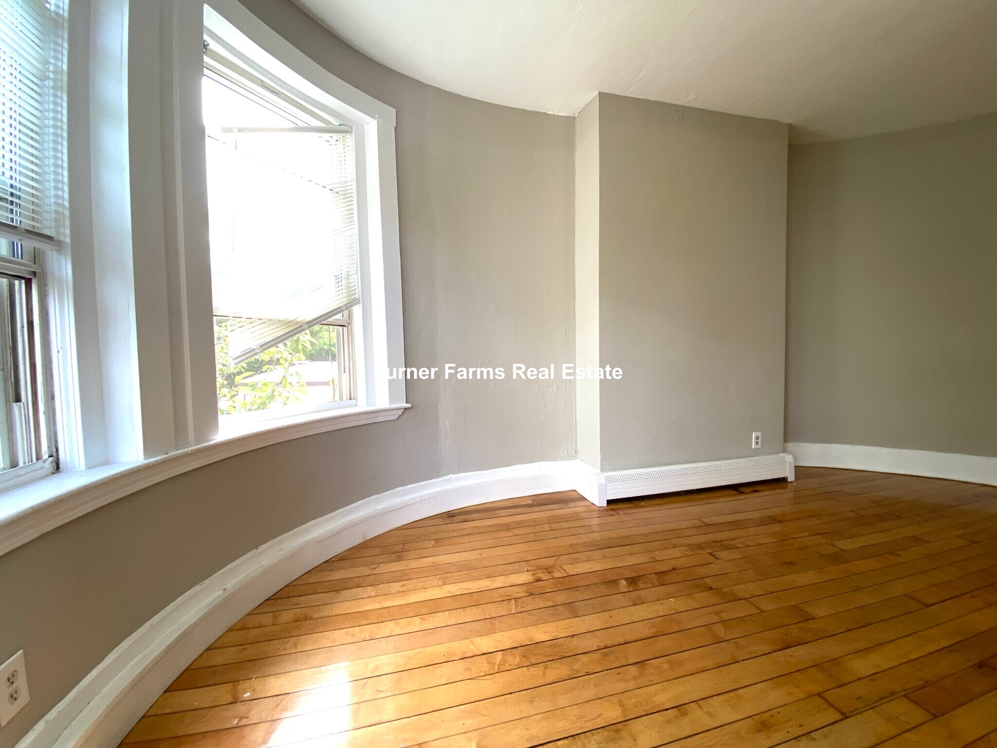 Building Photo - 270 Bowdoin St