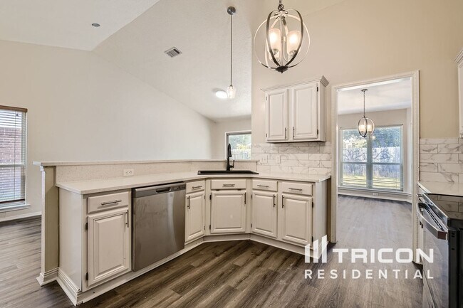 Building Photo - 112 Browning Ln