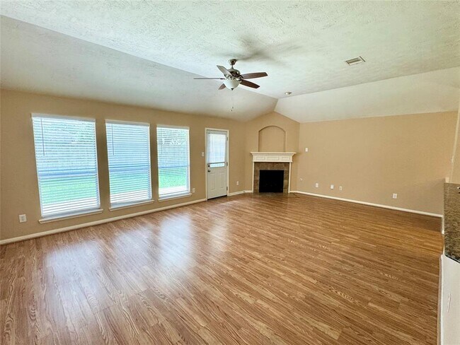 Building Photo - 11323 Sandermeyer Dr