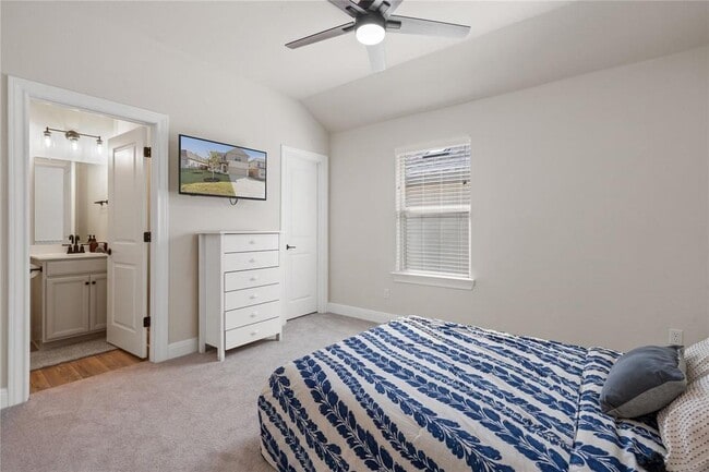 Building Photo - 156 Janelle Ln