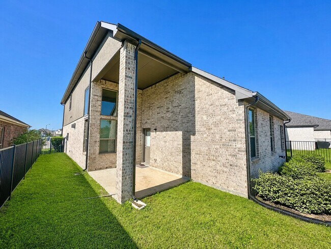 Building Photo - 21018 Camberwell Beauty Ln