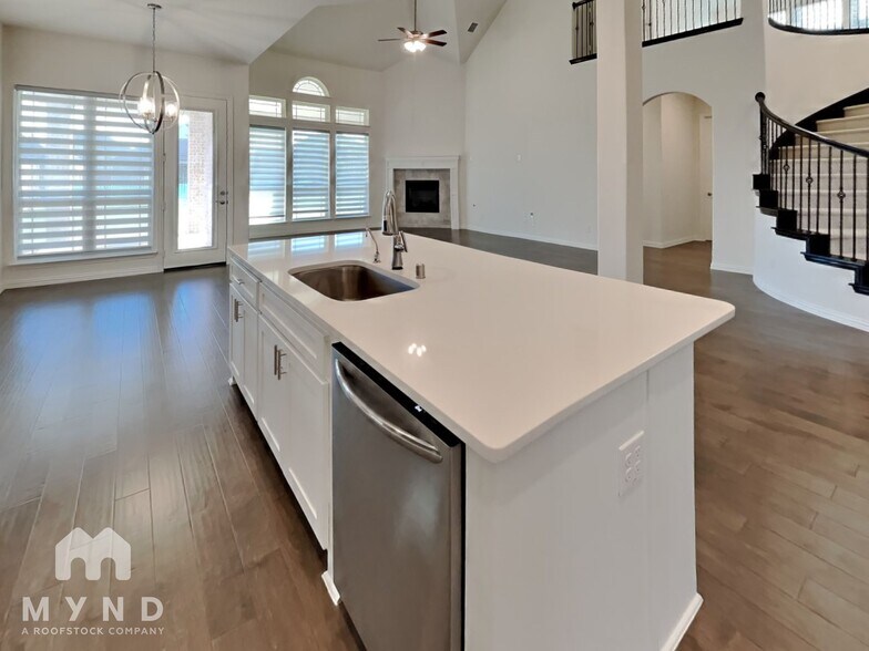 Building Photo - 6022 Painswick Dr