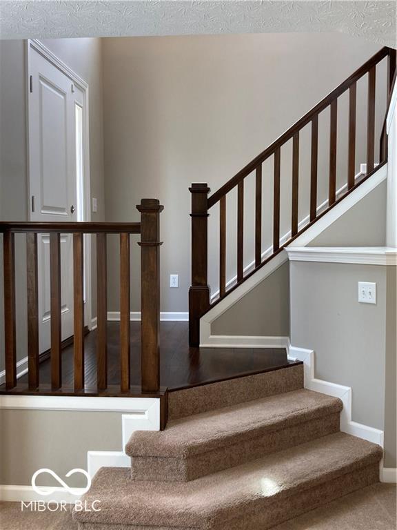 Building Photo - 9408 Park Meridian Dr