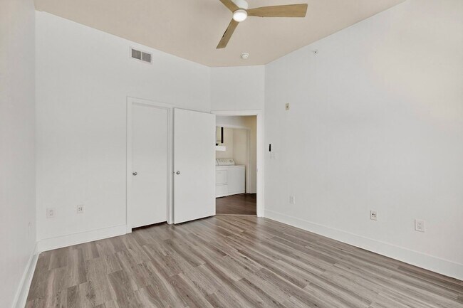 Building Photo - 4414 Cedar Springs Rd