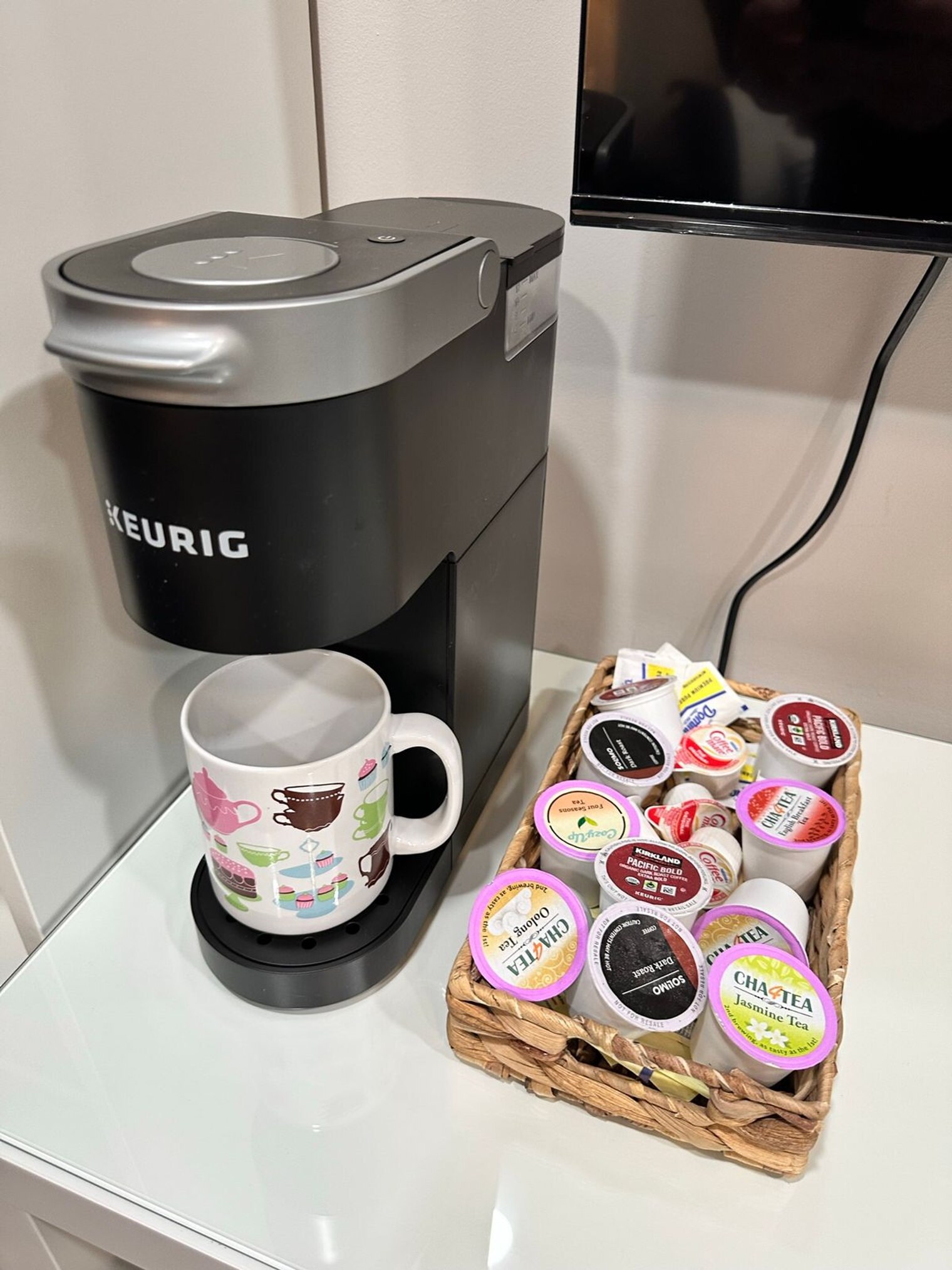 Building Photo - 717 Lancaster Ave