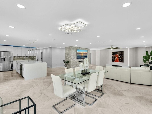 Building Photo - 6920 SW 182nd Way