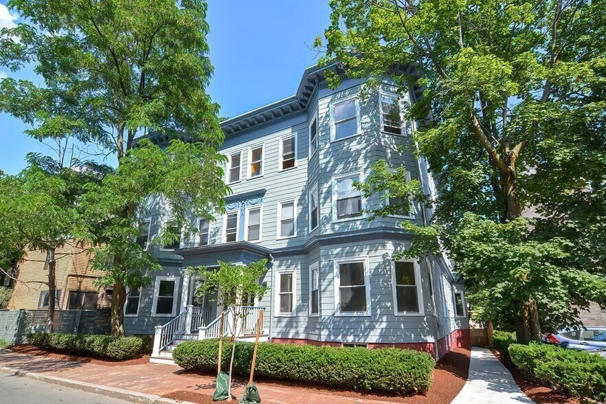 Building Photo - 28 Inman St