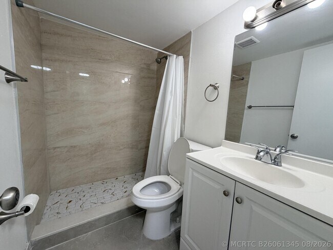 Building Photo - 6191 SW 37th St