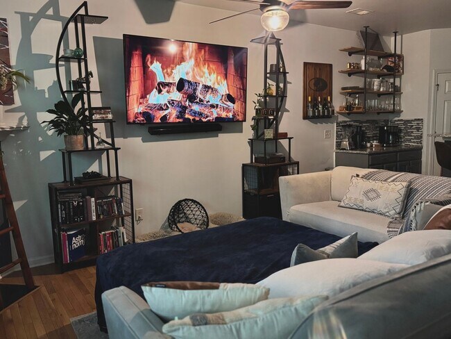 Building Photo - Cozy & Spacious 3BR Townhome in Atlanta