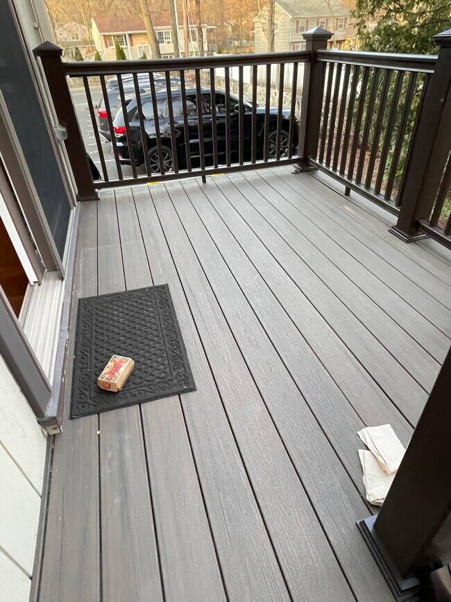 Building Photo - 47 Woodway Rd