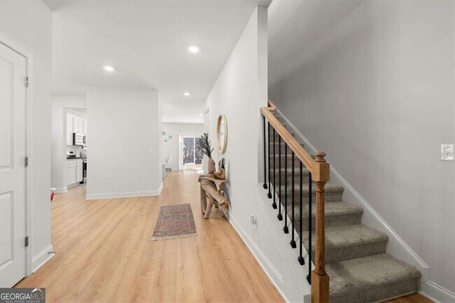 Building Photo - 29 Dew Drop Ln