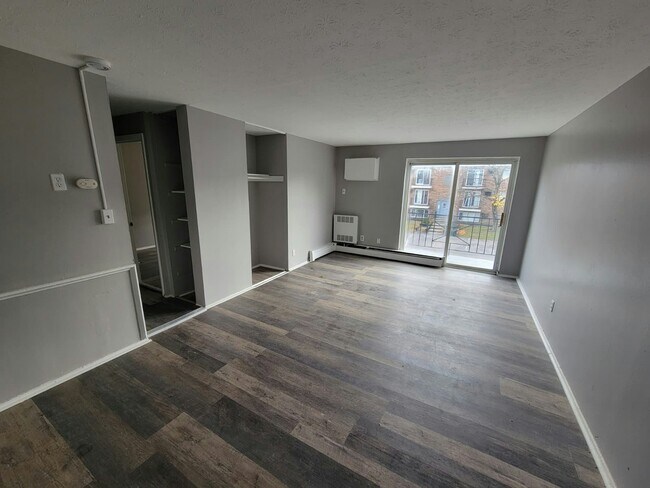 Building Photo - 13430 Euclid Ave