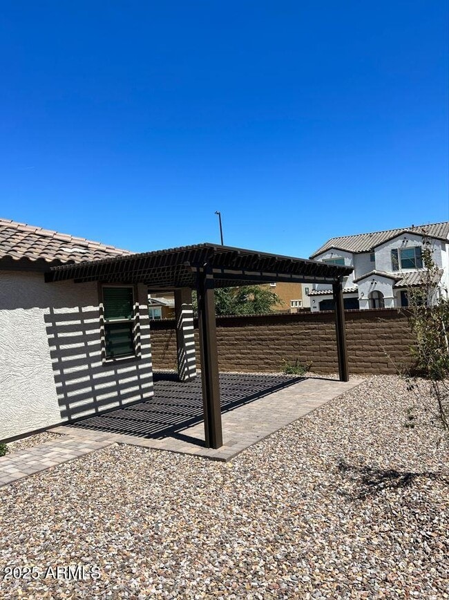 Building Photo - 6581 S Abbey Ln