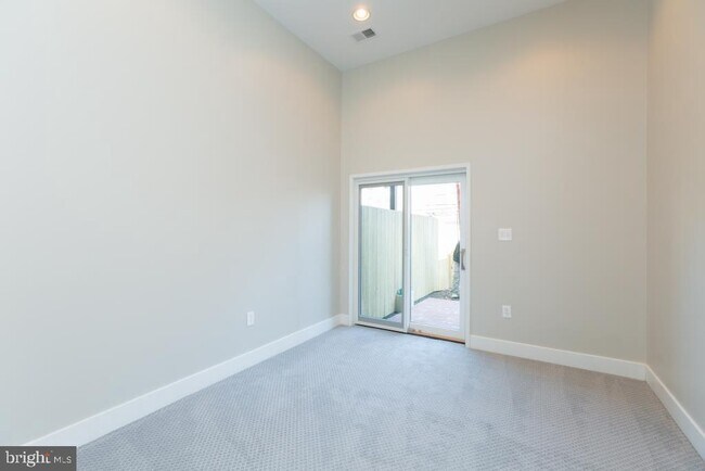 Building Photo - 1511 11th St NW