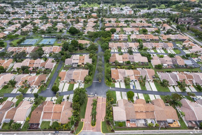 Aerial Photo - King's Court