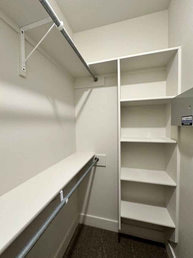 Building Photo - Close to WK Bossier and Barksdale Air Force Base.