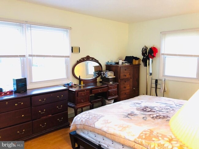 Building Photo - 10929 Decatur Dr