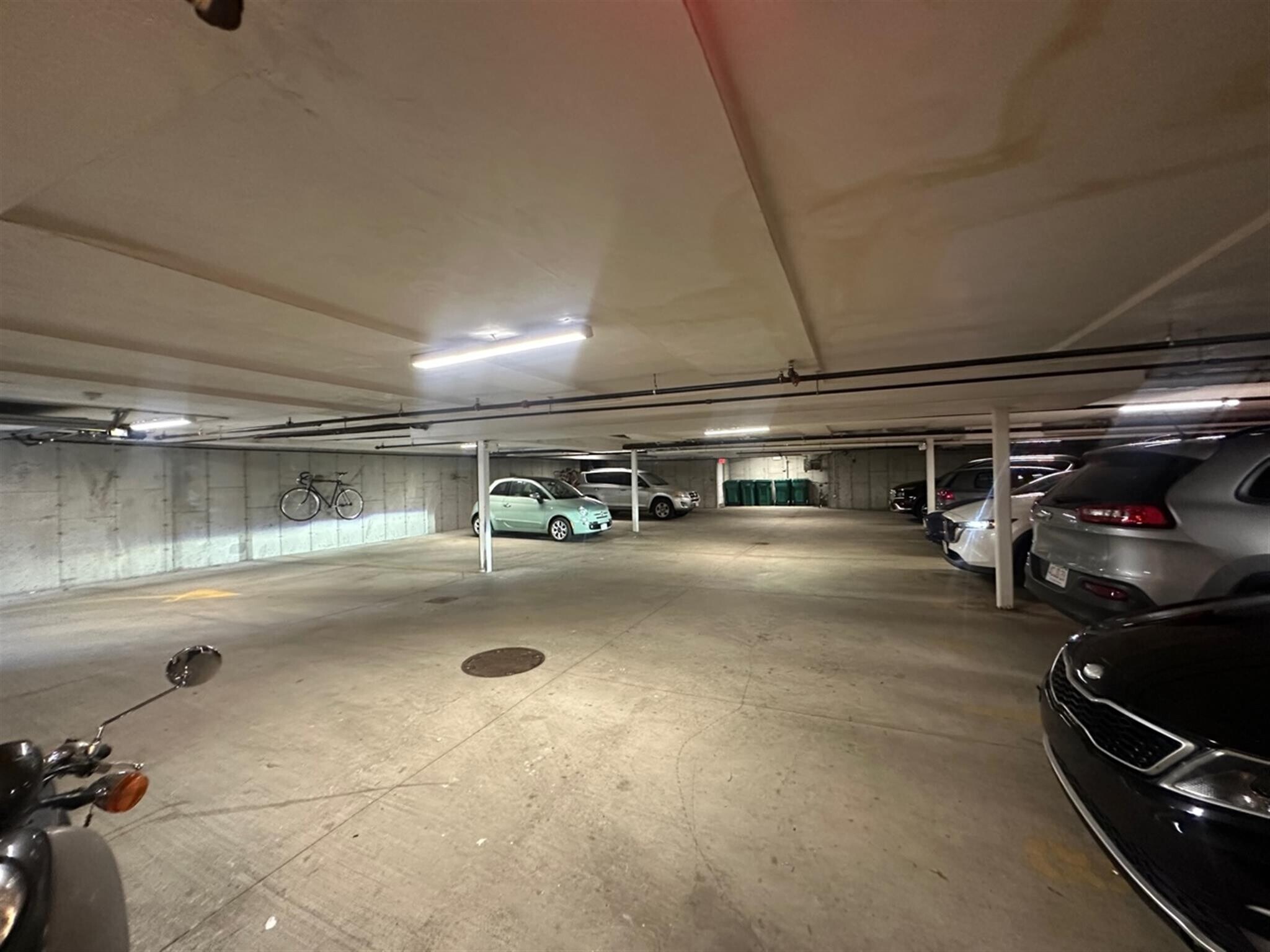 Building Photo - 22 Linden Ave