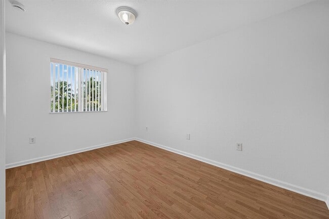 Building Photo - 5732 SW 162nd Pass