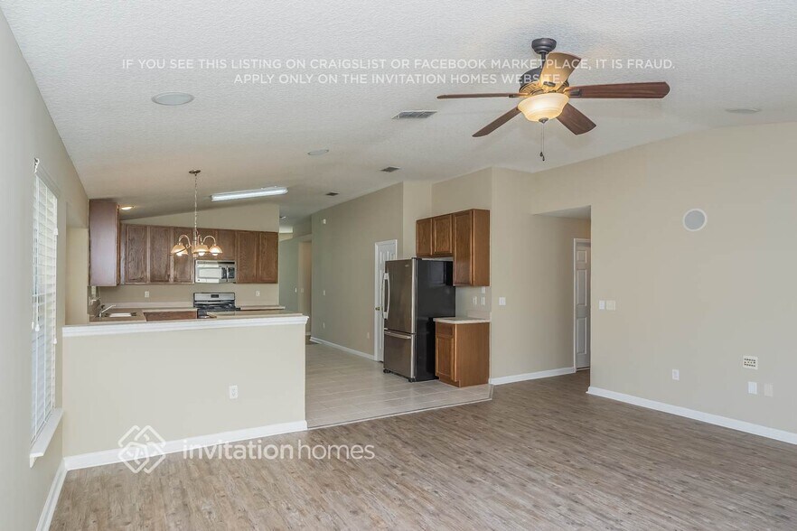 Building Photo - 1450 Cedar Grove Terrace