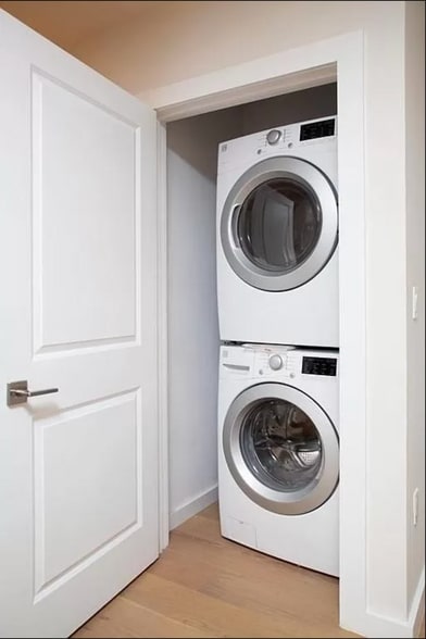 Building Photo - 16 Boardman St