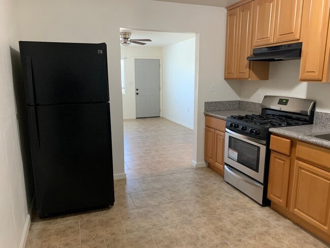 Building Photo - 2509