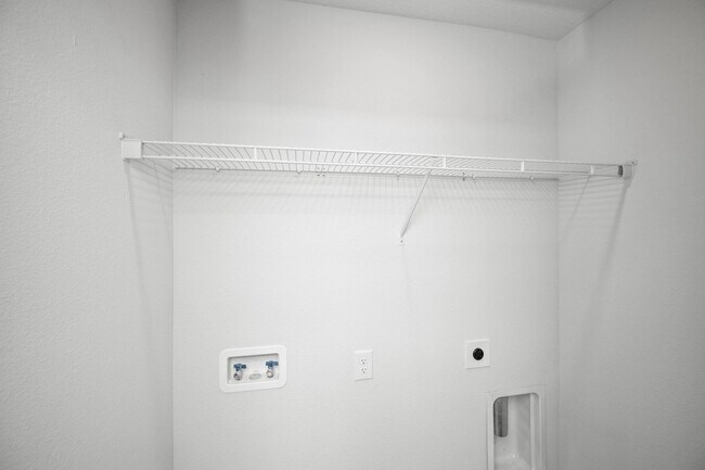 Building Photo - 4246 Lost Bay Dr