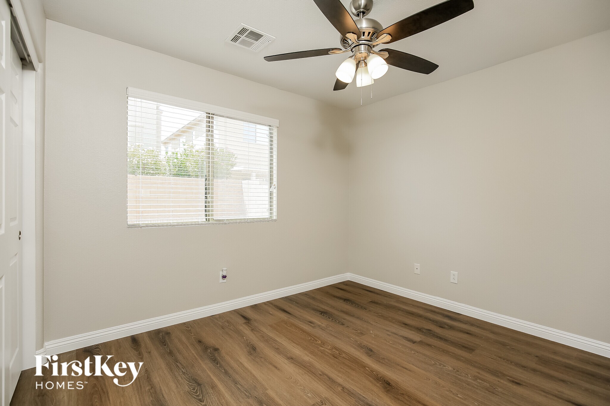 Building Photo - 7637 Montefrio Ave