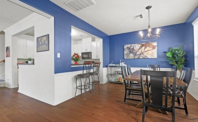 Building Photo - 7402 Hollister Rdg