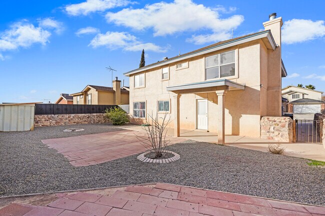 Building Photo - 6780 Dakota Ridge Dr