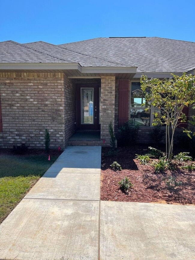 Building Photo - Newest/Largest home on the market in Crest...