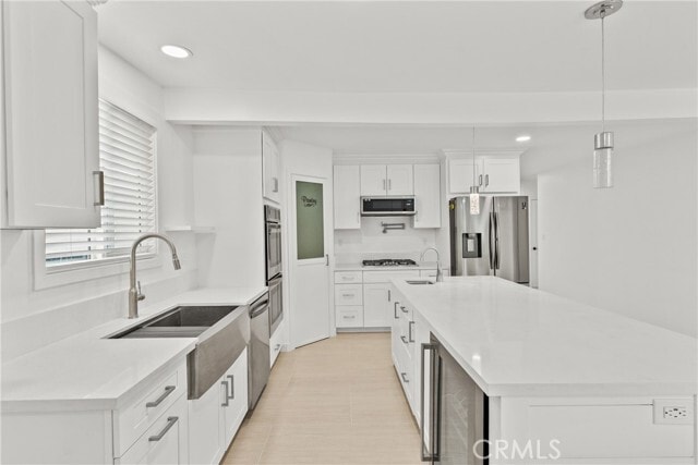 Building Photo - 10144 Gaviota Ave