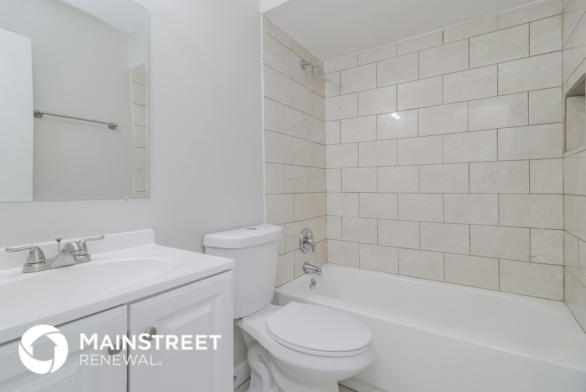 Building Photo - 1310 Cypress Ave